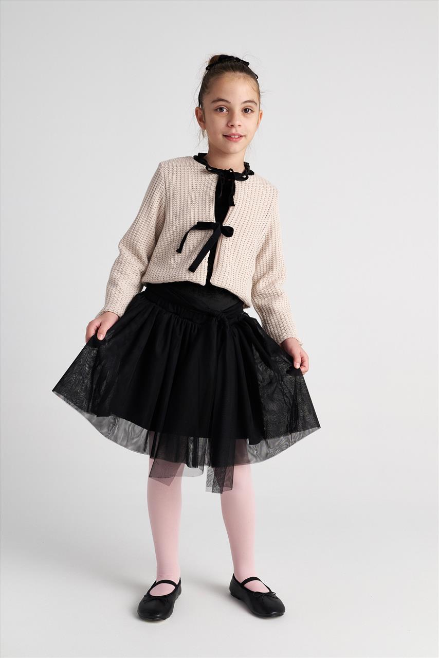 ZAKETA SPARKLES KNITTED BOW TWO IN A CASTLE - Image 2