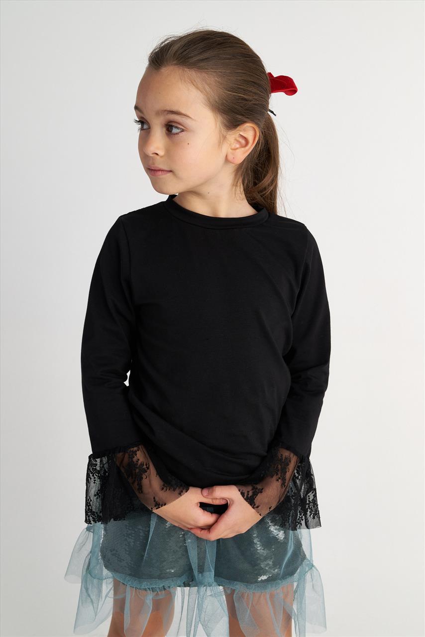 TOP BASICS LACE TWO IN A CASTLE